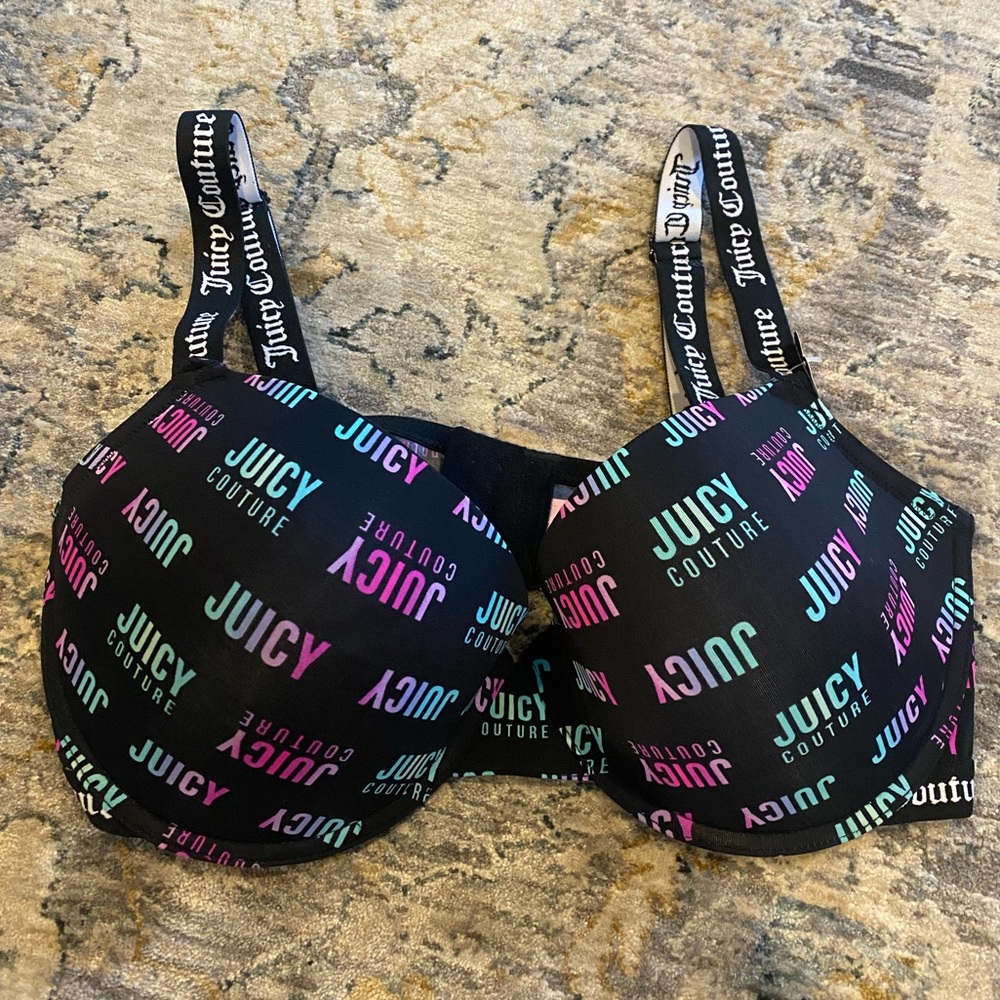 ⭐️⭐️Juicy Couture 38D Bra ⭐️⭐️